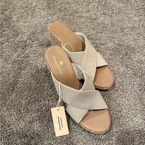 Tommy Bahama Women's Tan Wedge Sandals